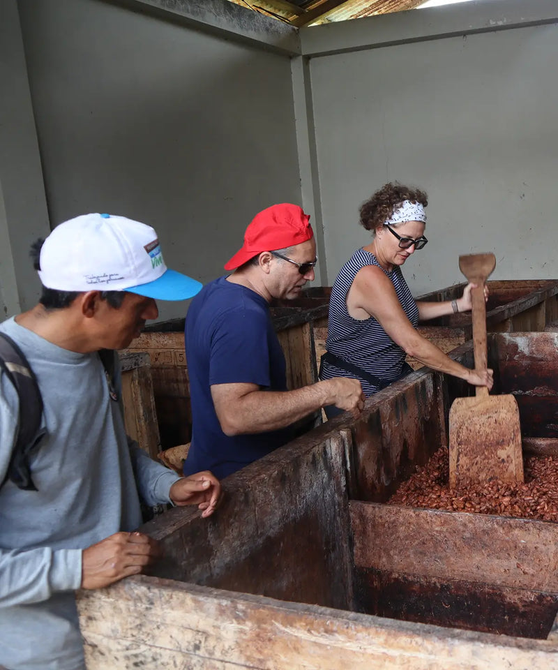 Jean of jcoco chocolate working with chocolate makers in Lima